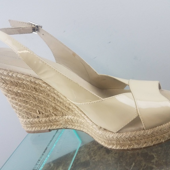Banana Republic Tan Wedge Espadrille Heels 9.5M - Picture 2 of 7